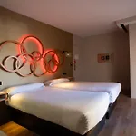 Centro Braseros Hotel