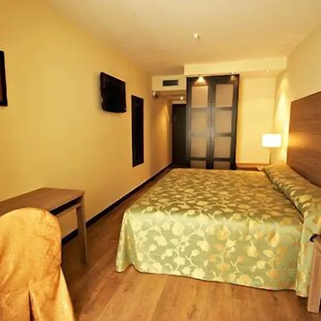 Centro Braseros Hotel