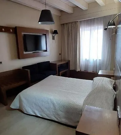 Centro Braseros 3*