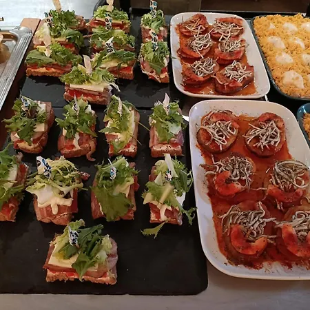 Centro Braseros מלון 3*