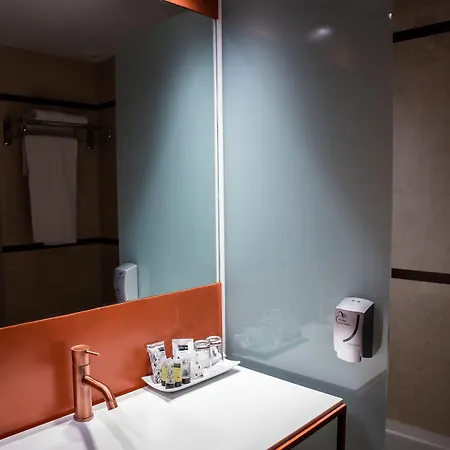 Centro Braseros Otel 3*