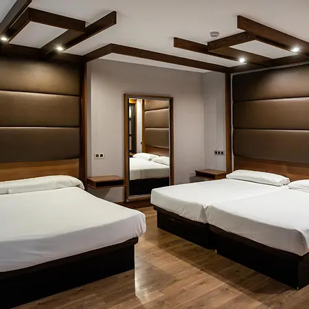 Centro Braseros Hotel Burgo