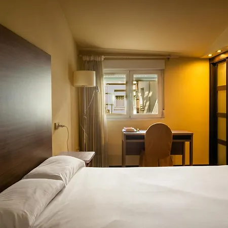 מלון Centro Braseros