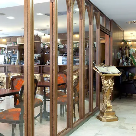 Centro Braseros Otel 3*