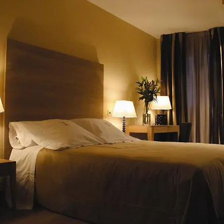 Hotel Centro Braseros 3*