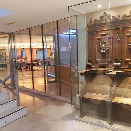 Centro Braseros Hotel