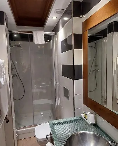 Centro Braseros 호텔 3*